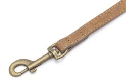 Beeztees Balacron Ax - Hondenriem - Kunstleer - Bruin - 100 Cm X 15 Mm 8 Beeztees Balacron Ax - Hondenriem - Kunstleer - Bruin - 100 Cm X 15 Mm -Hondenbenodigdheden Web 0746360 det1