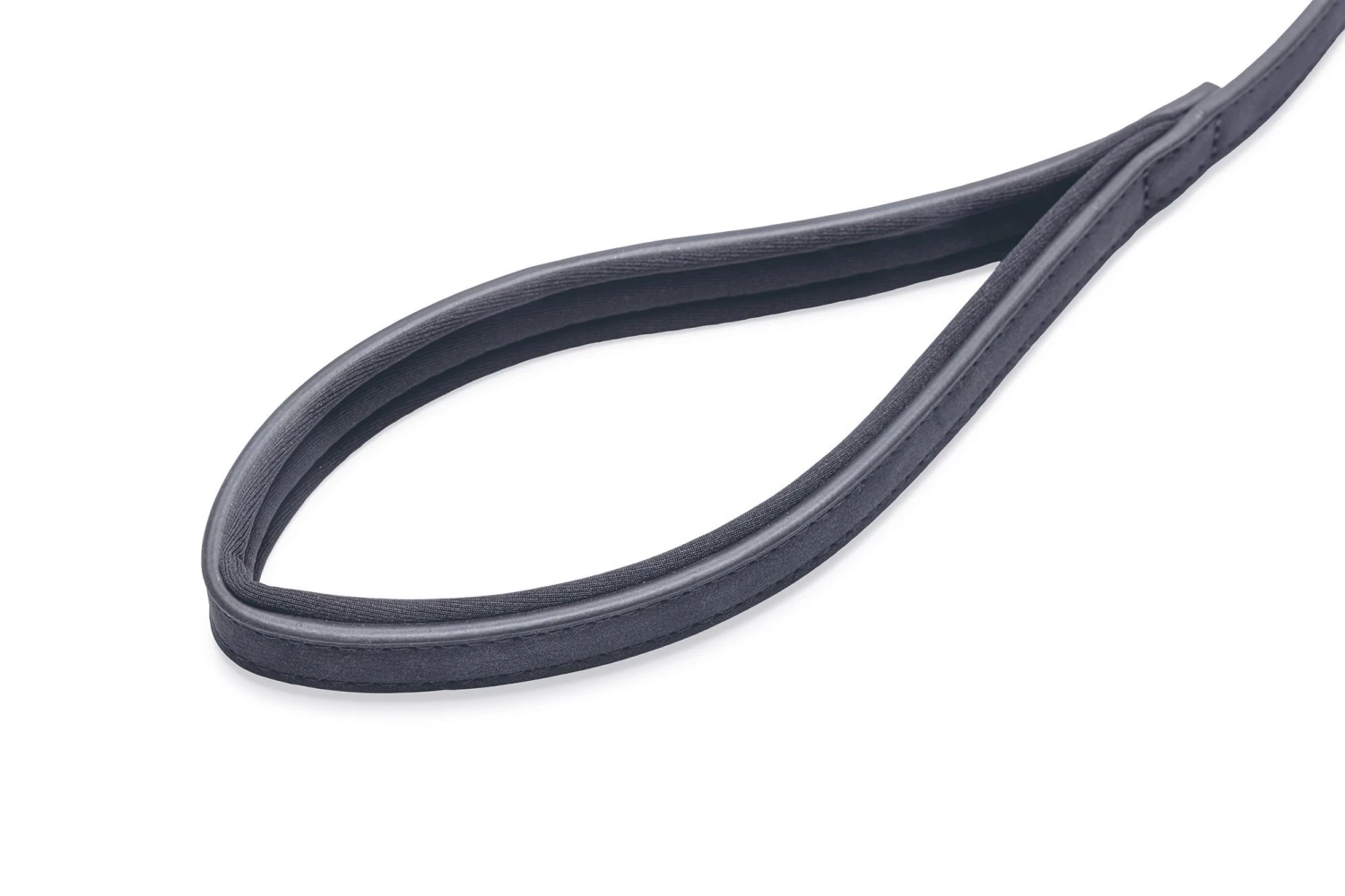 Beeztees Balacron Ax - Hondenriem - Kunstleer - Zwart - 100 Cm X 15 Mm 4 Beeztees Balacron Ax - Hondenriem - Kunstleer - Zwart - 100 Cm X 15 Mm - Afbeelding 2