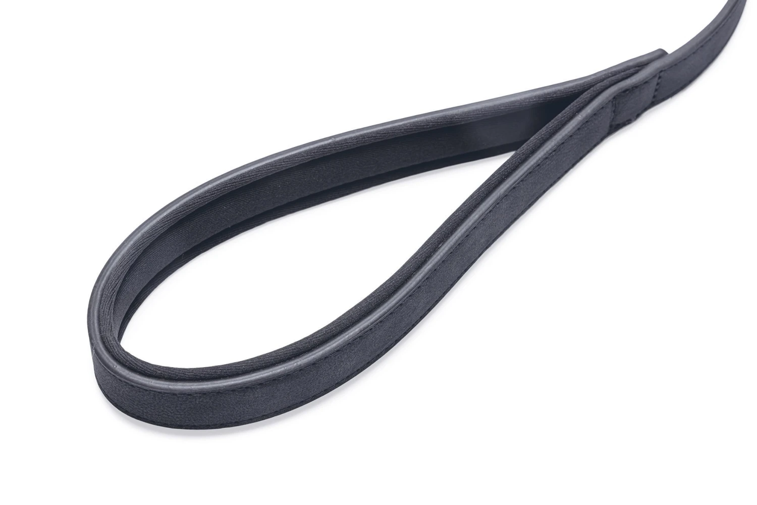 Beeztees Balacron Ax - Hondenriem - Kunstleer - Zwart - 100 Cm X 20 Mm 4 Beeztees Balacron Ax - Hondenriem - Kunstleer - Zwart - 100 Cm X 20 Mm - Afbeelding 2