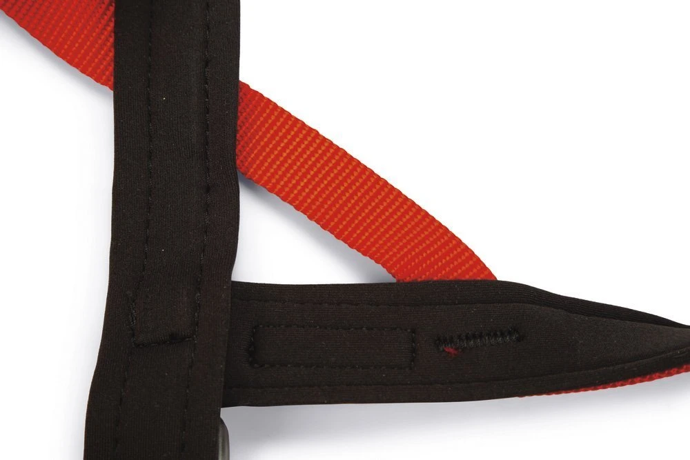 Beeztees Parinca Premium Comfort - Hondentuig - Nylon - Rood - 42-53 Cm X 20 Mm 7 Beeztees Parinca Premium Comfort - Hondentuig - Nylon - Rood - 42-53 Cm X 20 Mm - Afbeelding 5