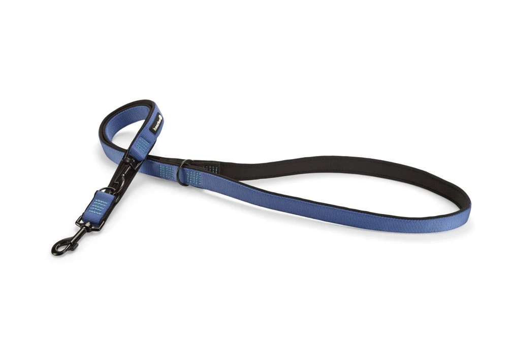 Beeztees Parina Premium - Hondenriem - Nylon - Blauw - 200 Cm X 25 Mm 3 Beeztees Parina Premium - Hondenriem - Nylon - Blauw - 200 Cm X 25 Mm