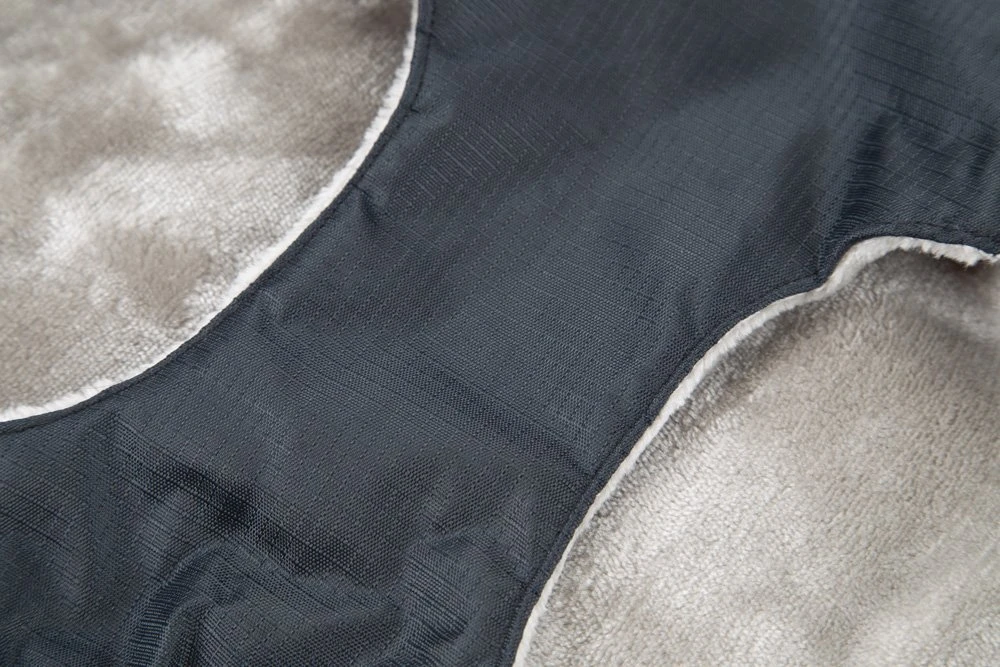 Beeztees Saby - Hondenjas - Rood/Zwart - 32 Cm 5 Beeztees Saby - Hondenjas - Rood/Zwart - 32 Cm - Afbeelding 3